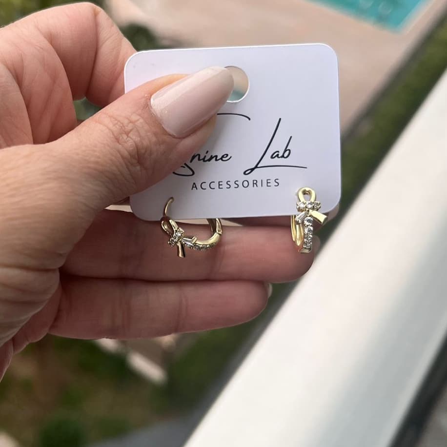 Taşlı Fiyonklu Küpe