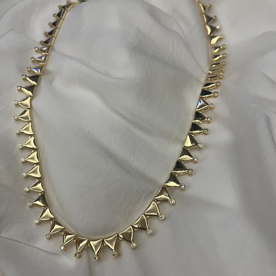 Rodyum kaplama Piramit Kolye