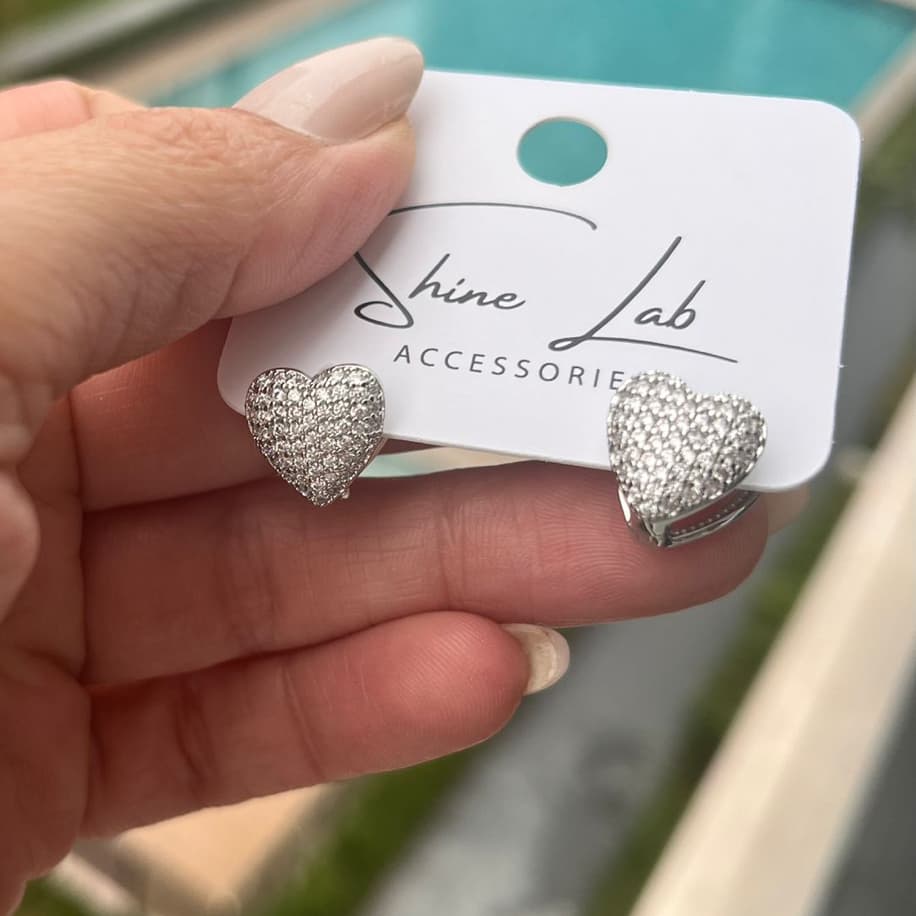 Zirkon Taşlı Kalp Küpe