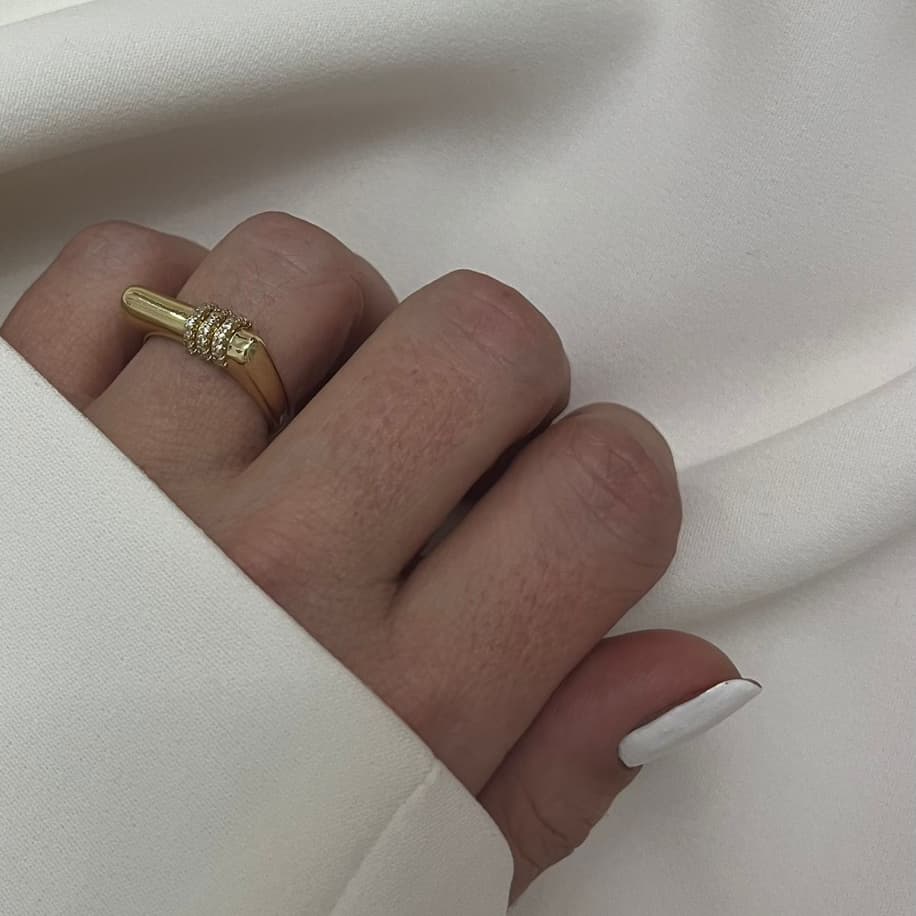 Premium Taş detaylı Yüzük