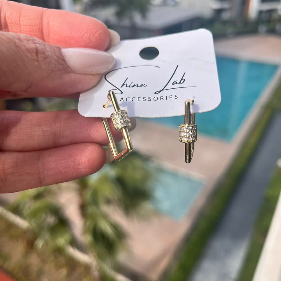 Premium Taşlı Küpe