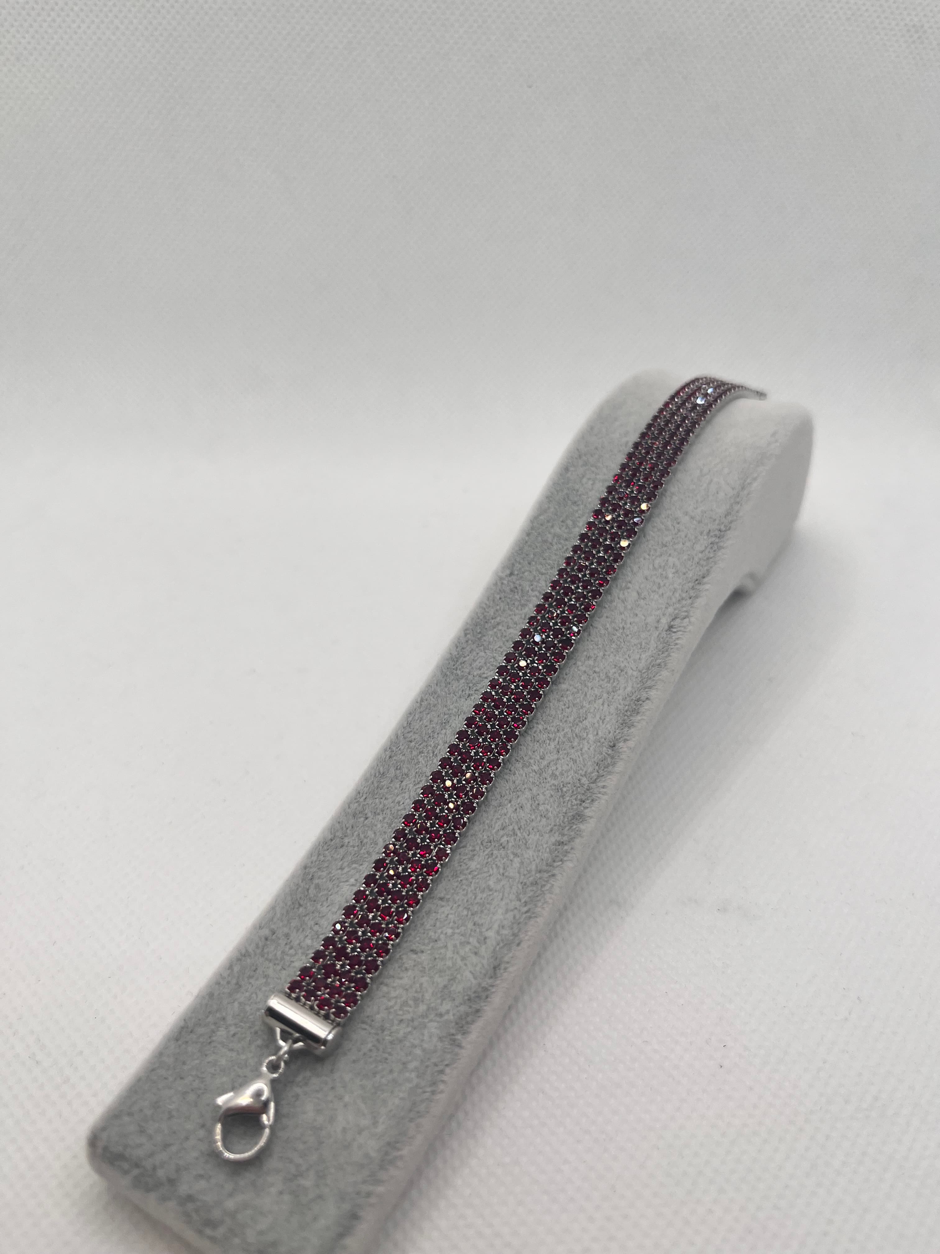 Bordo taşlı Işıltılı Bileklik